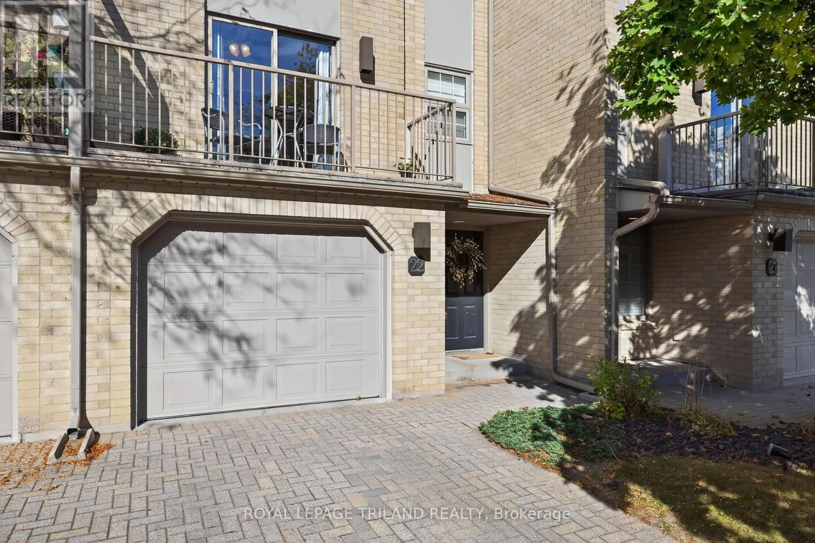 22 - 1399 COMMISSIONERS ROAD W, #22