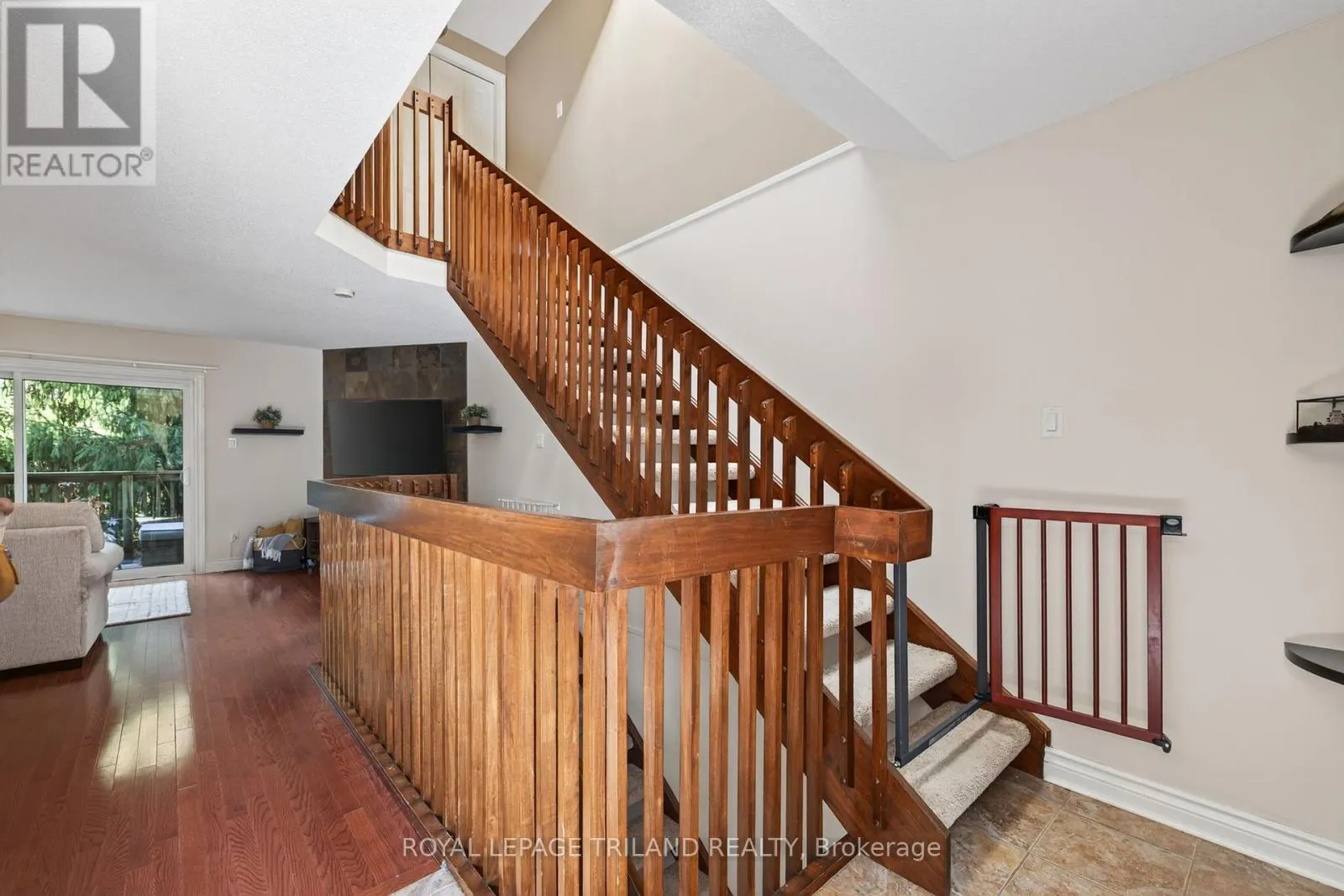 22 - 1399 COMMISSIONERS ROAD W, #22
