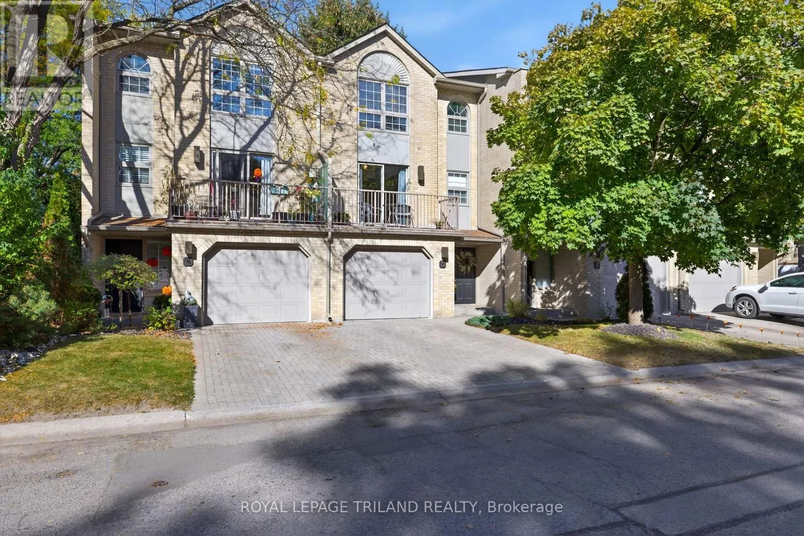 22 - 1399 COMMISSIONERS ROAD W, #22
