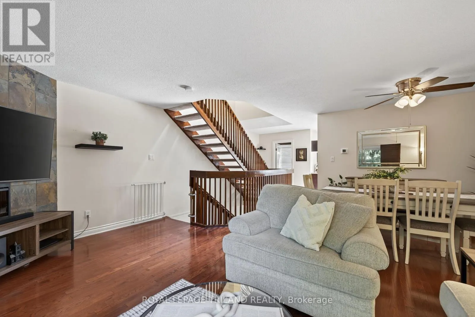 22 - 1399 COMMISSIONERS ROAD W, #22