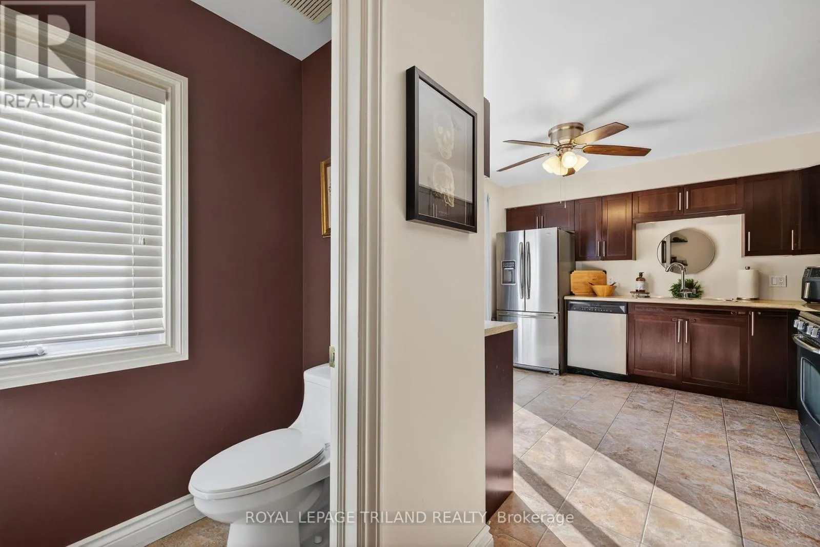 22 - 1399 COMMISSIONERS ROAD W, #22