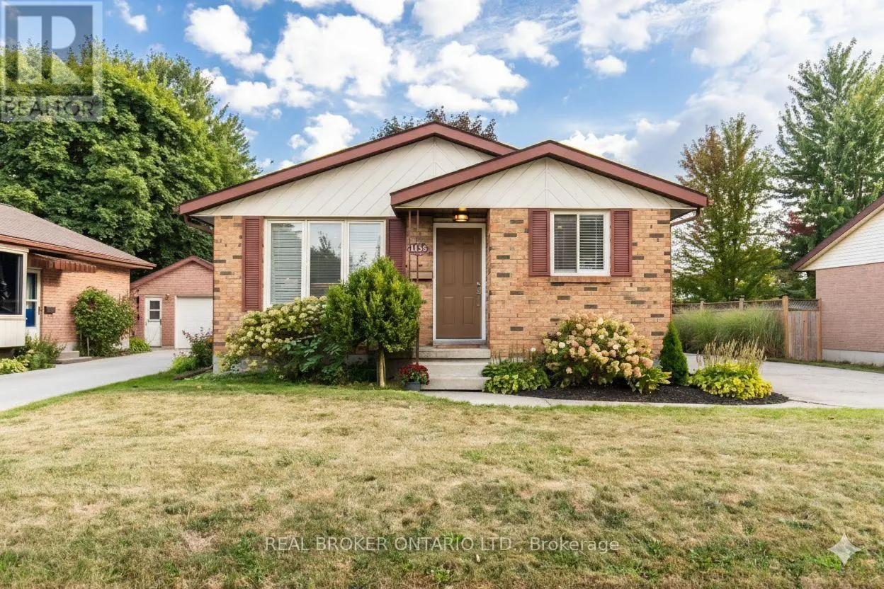 1134 MOHAWK STREET