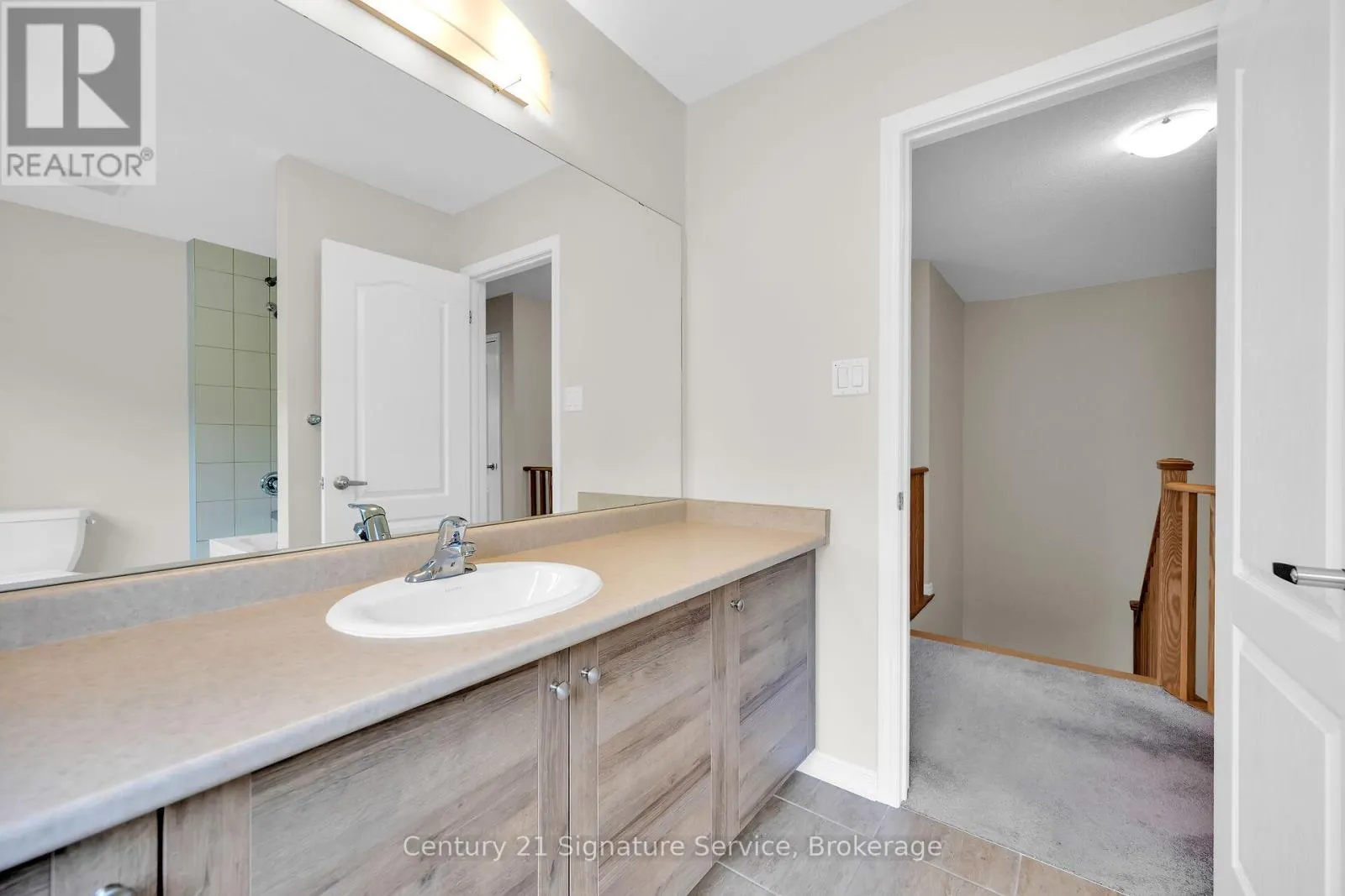 9 - 8273 TULIP TREE DRIVE