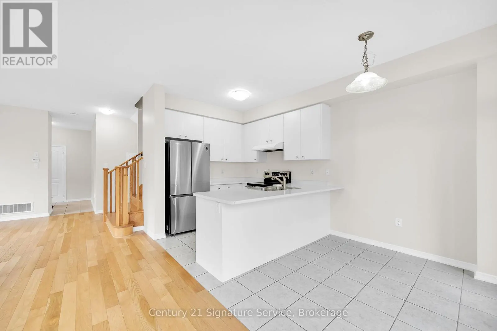 9 - 8273 TULIP TREE DRIVE