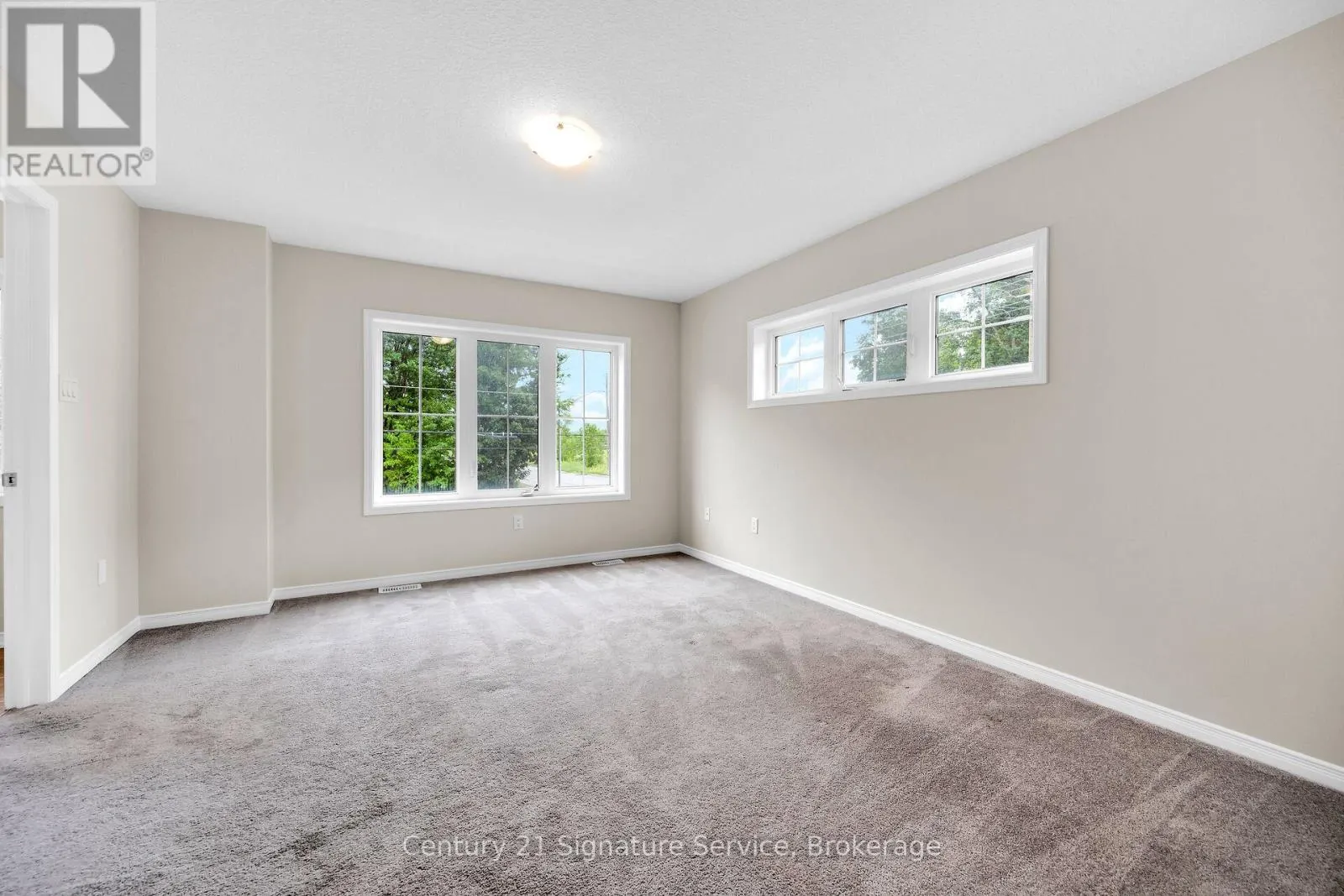 9 - 8273 TULIP TREE DRIVE