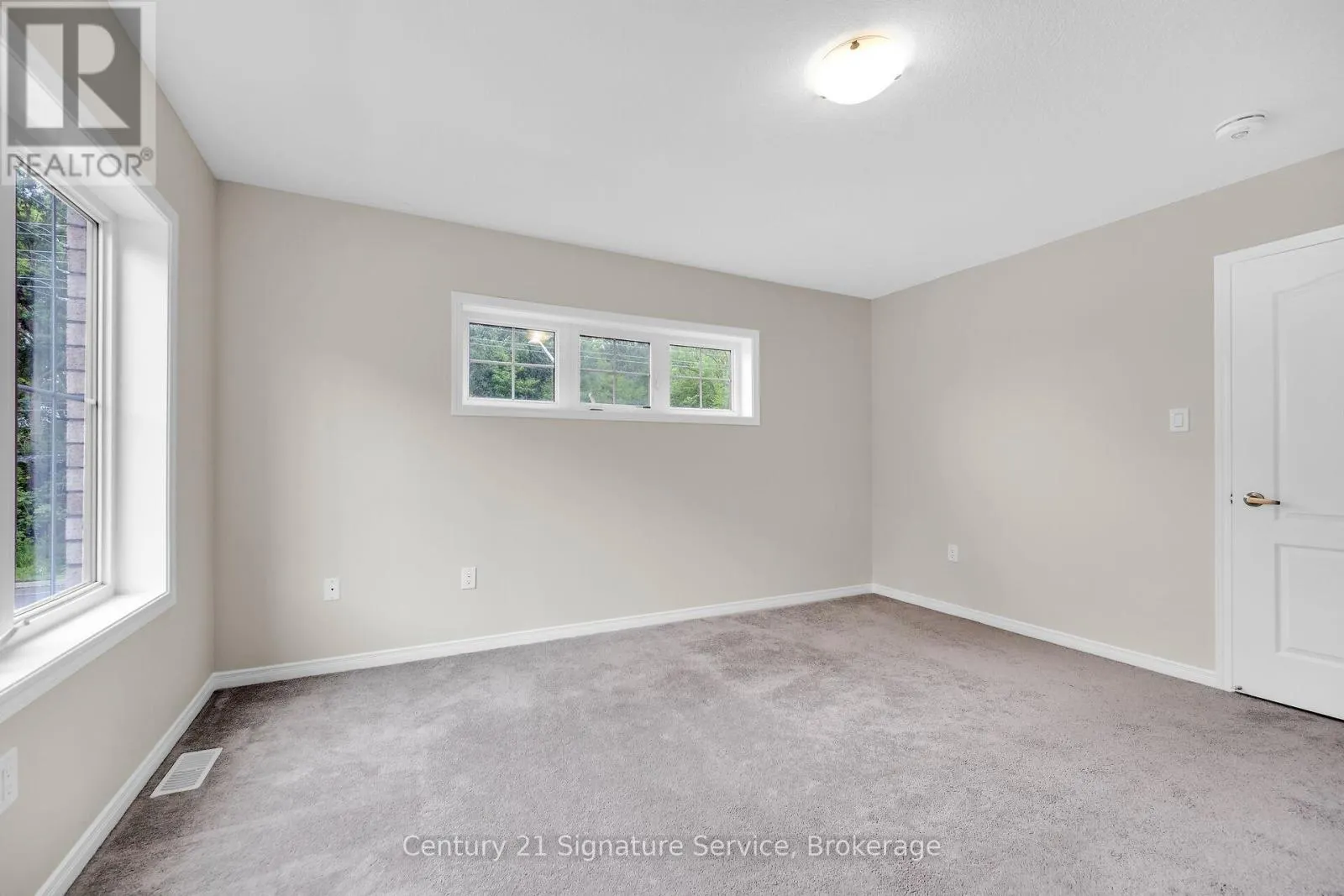 9 - 8273 TULIP TREE DRIVE