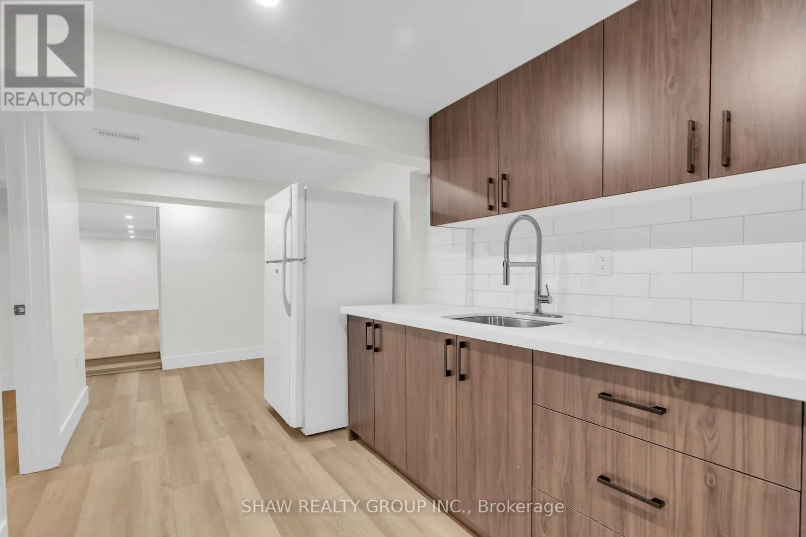 45 NORFOLK AVENUE