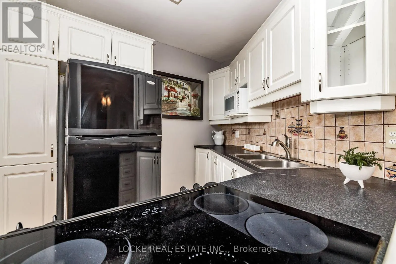 918 - 2020 JASMINE CRESCENT