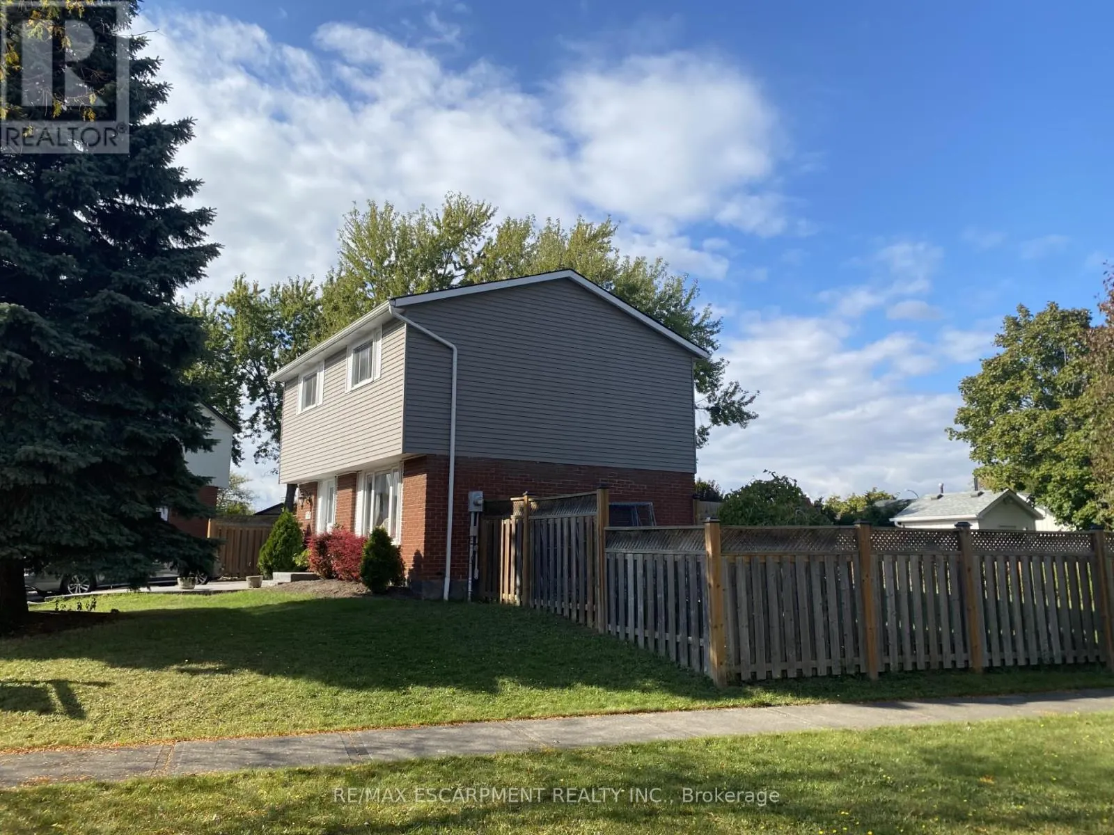 120 CHILTON DRIVE