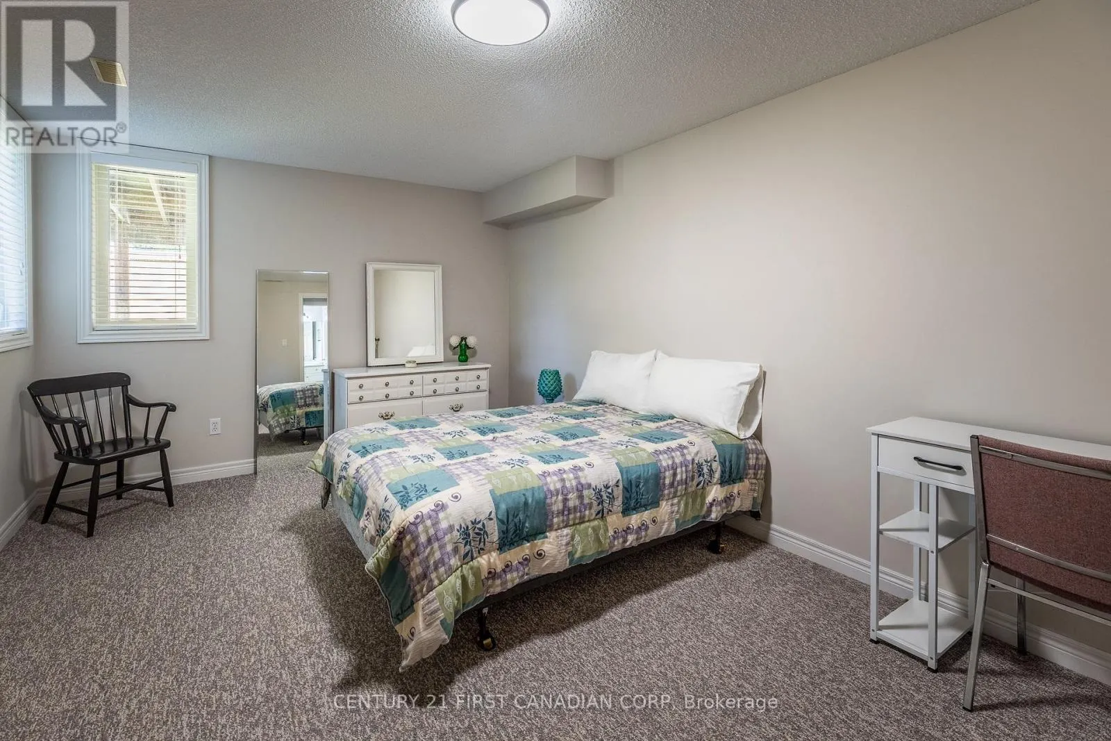 18 - 20 WINDEMERE PLACE, #18