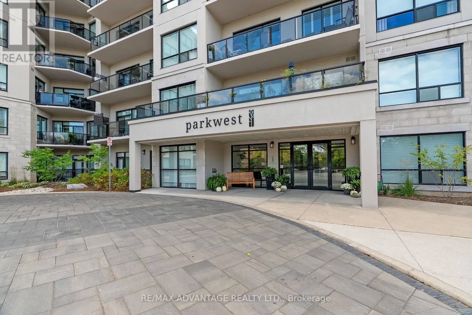 509 - 1200 COMMISSIONERS ROAD E, #509