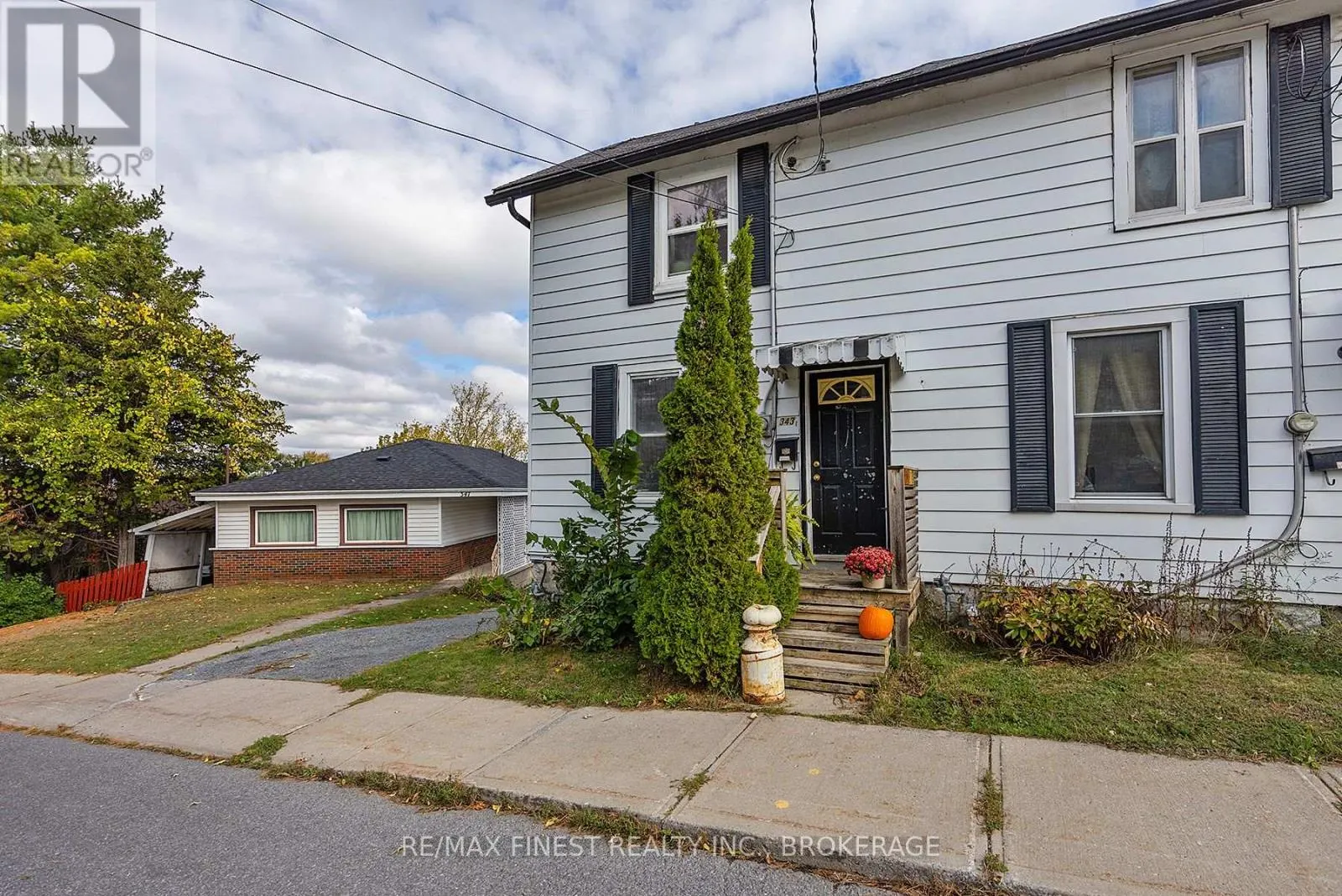 343 SYDENHAM STREET