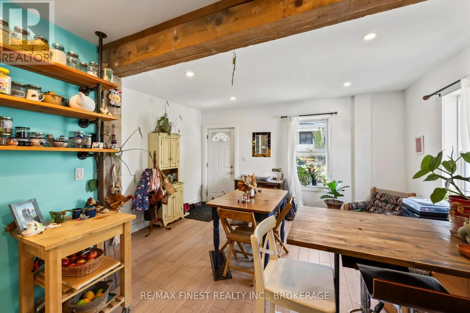 343 SYDENHAM STREET