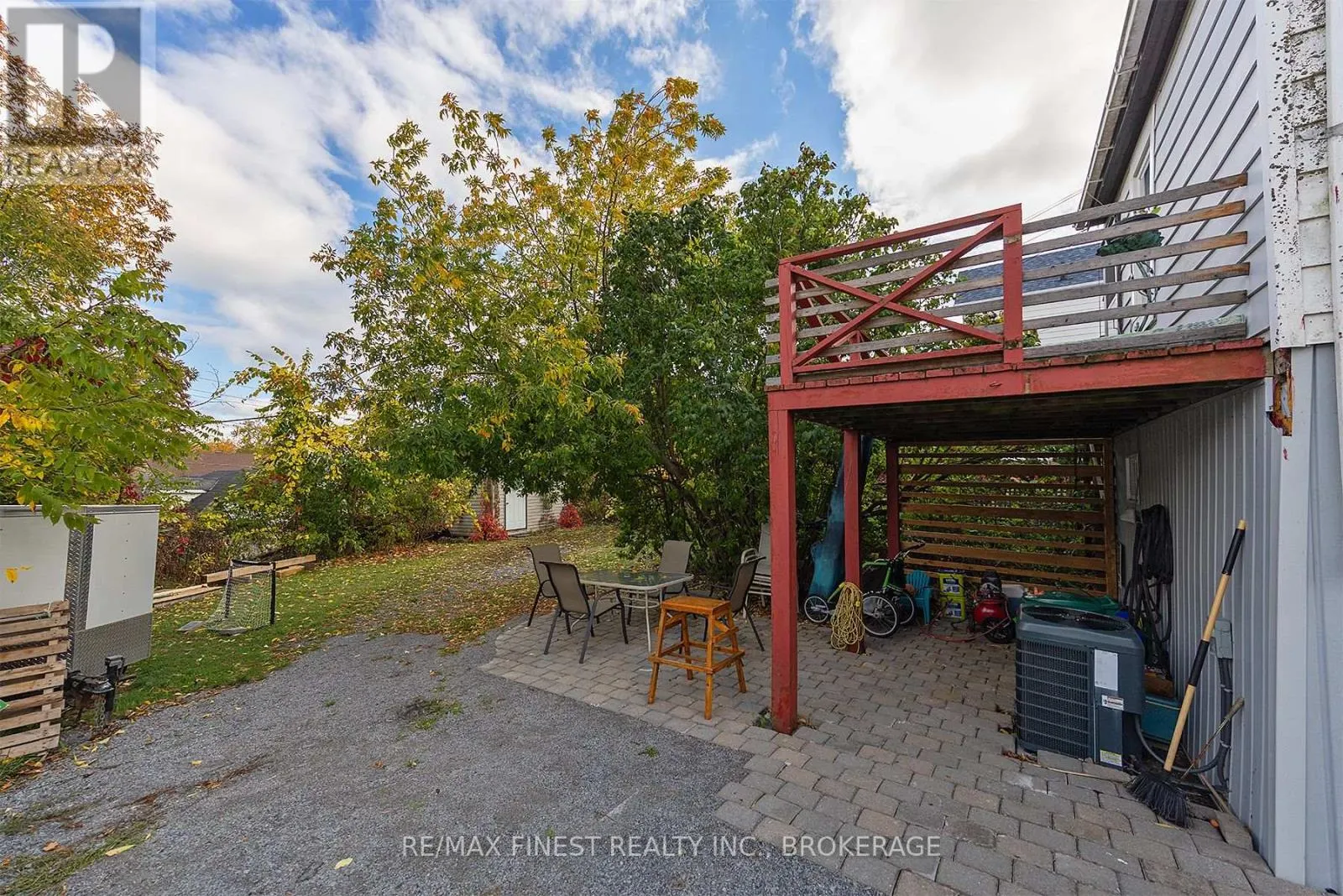 343 SYDENHAM STREET