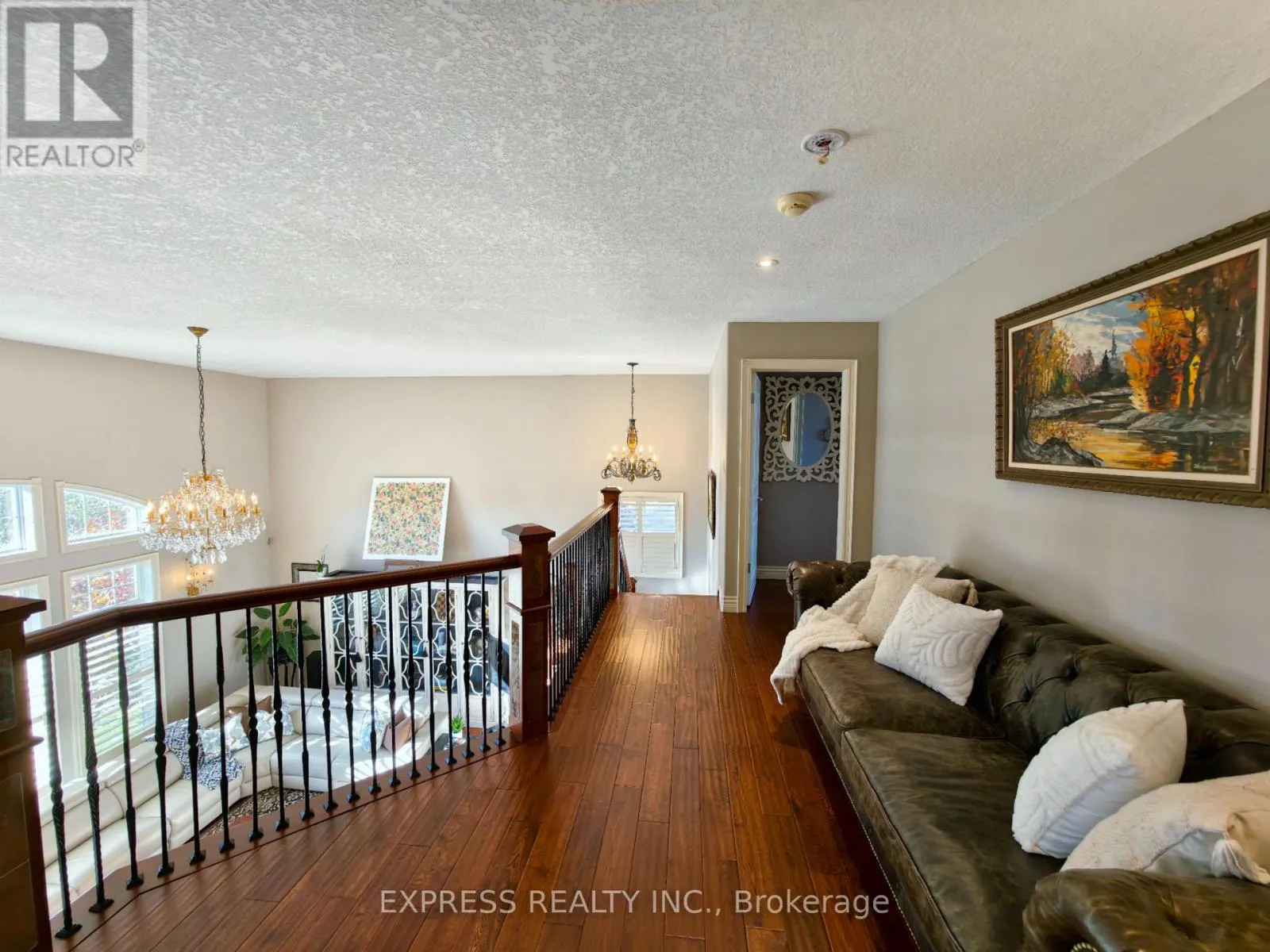 225 TERRACE WOOD CRESCENT