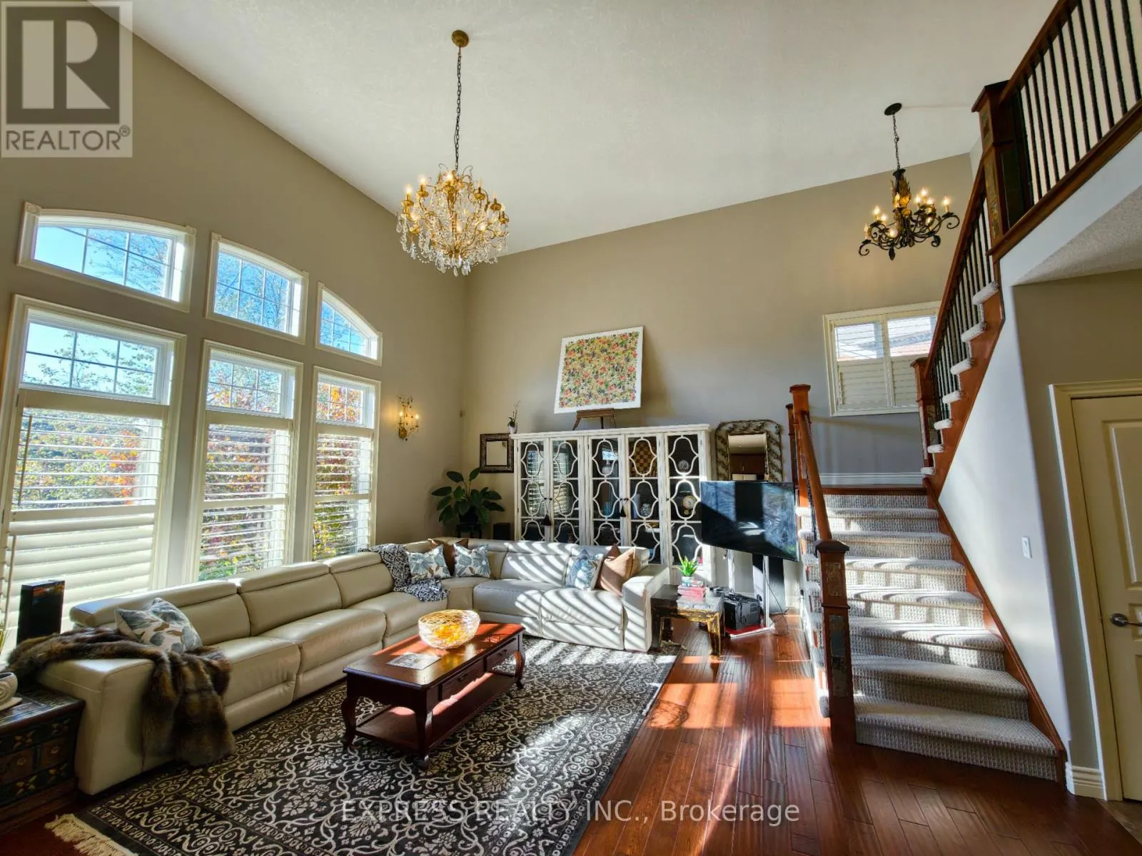 225 TERRACE WOOD CRESCENT