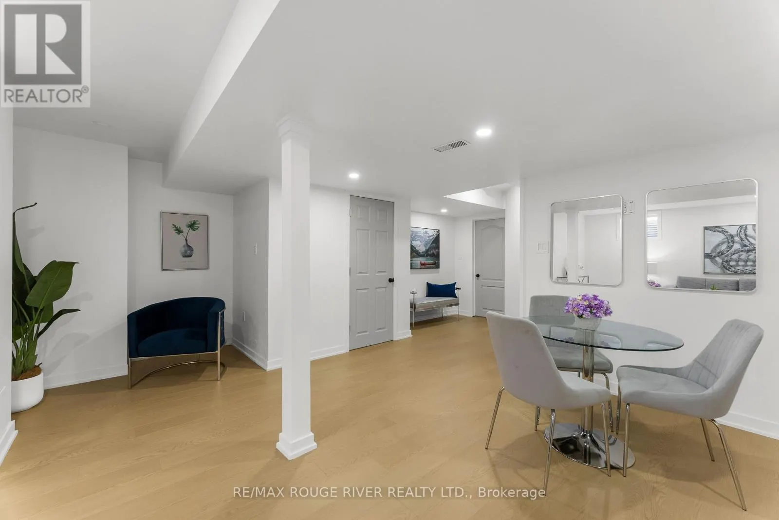 326 SEABROOK DRIVE