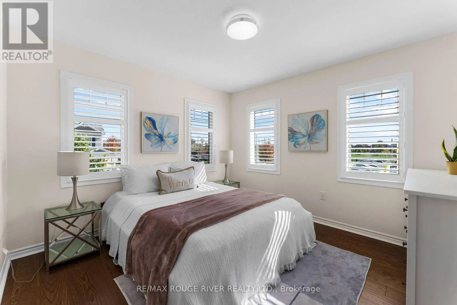 326 SEABROOK DRIVE