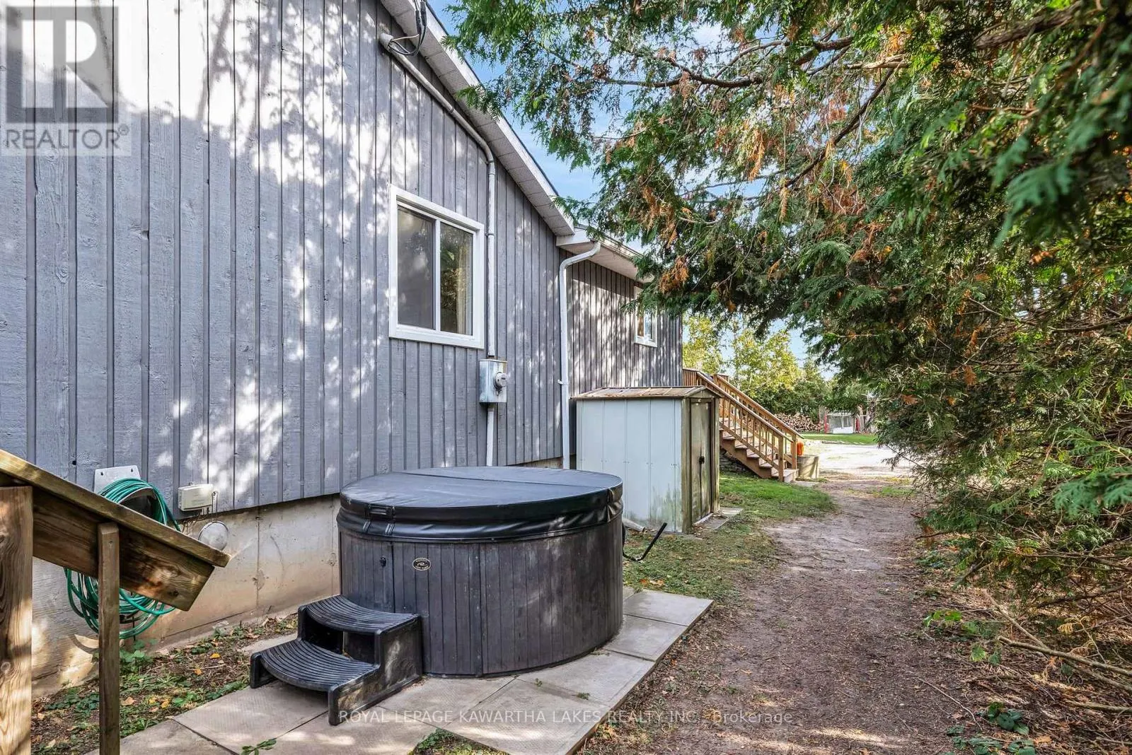 35 WOODS AVENUE