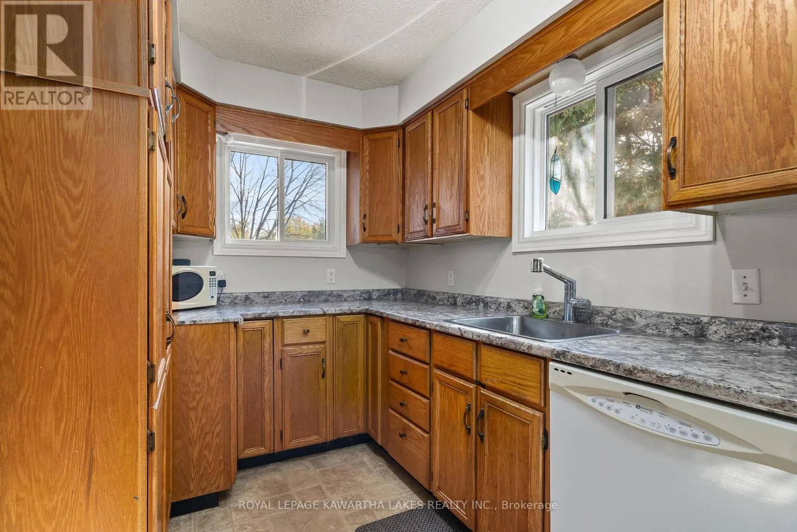 35 WOODS AVENUE
