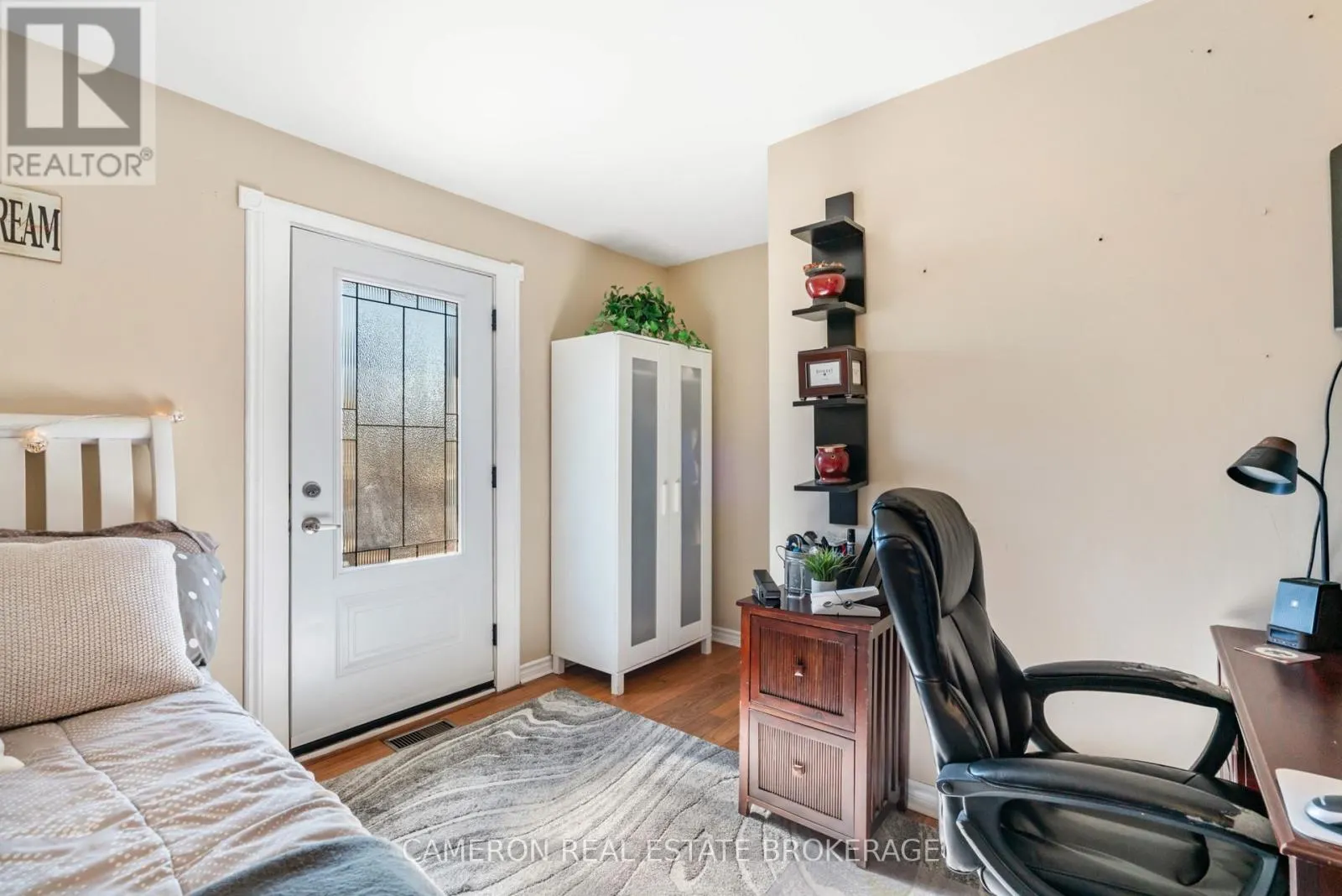 1127 FOURTH STREET E