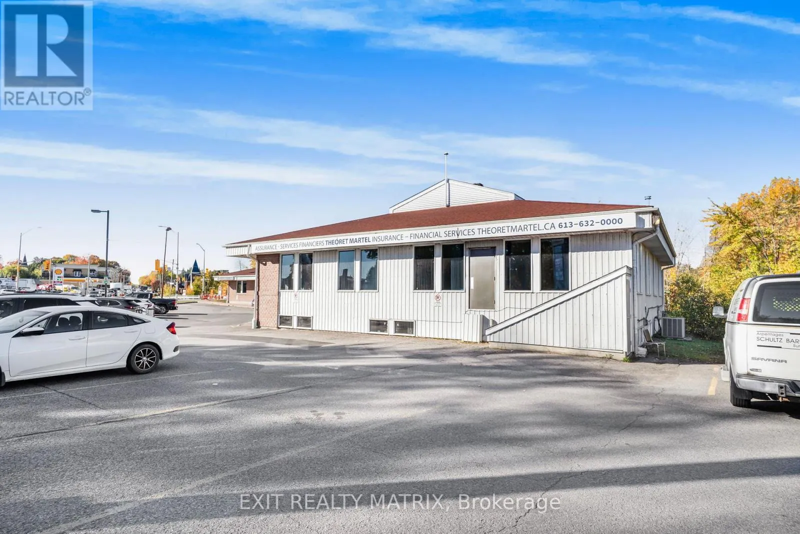 500 - 1 MAIN STREET E