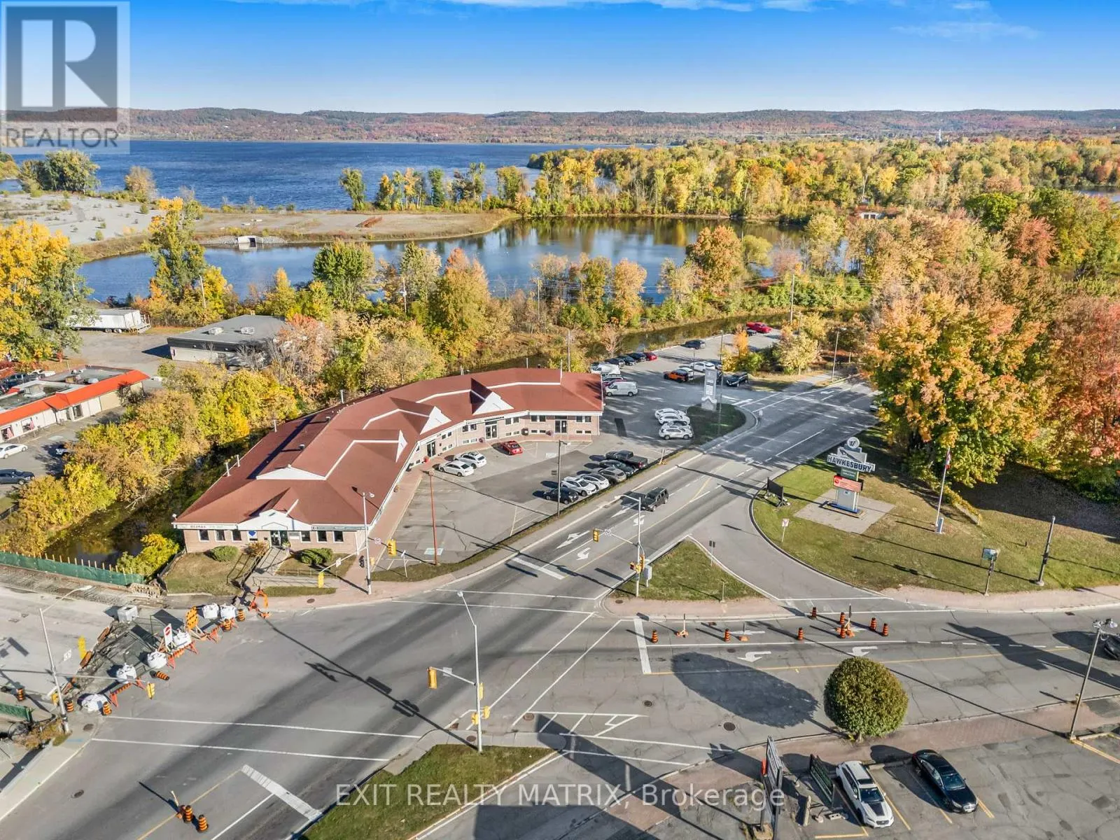 500 - 1 MAIN STREET E