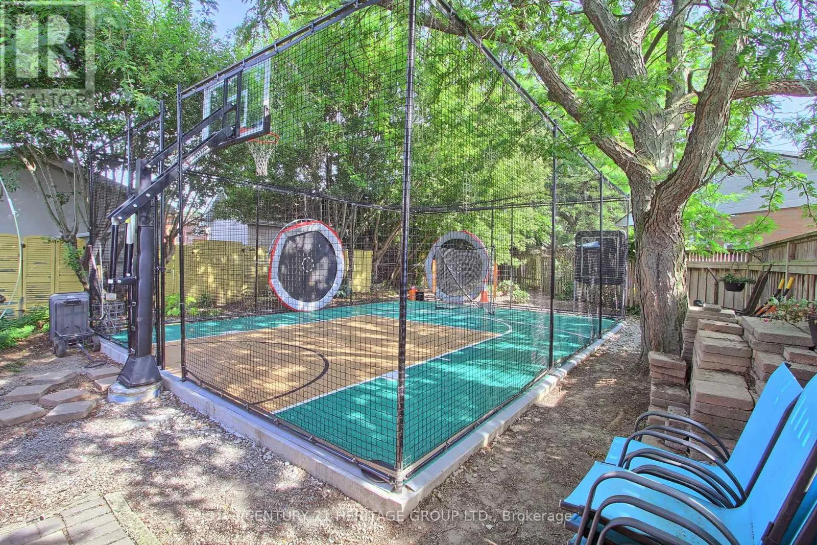 396 EAST 16TH STREET