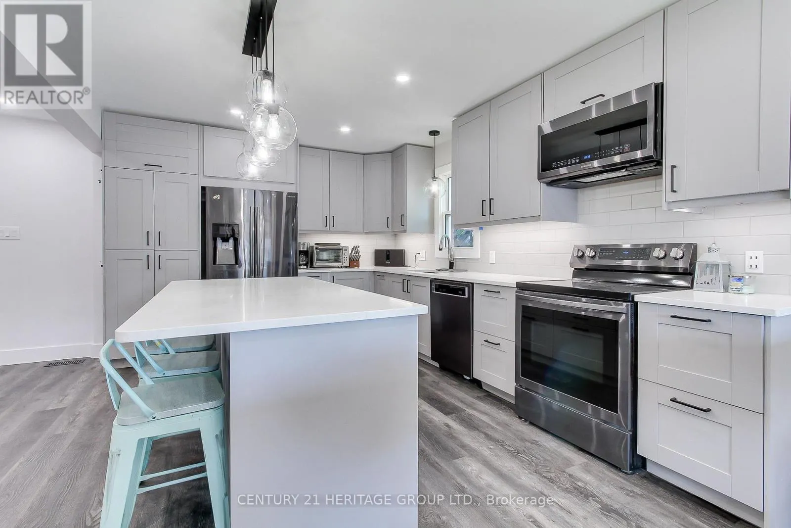 396 EAST 16TH STREET