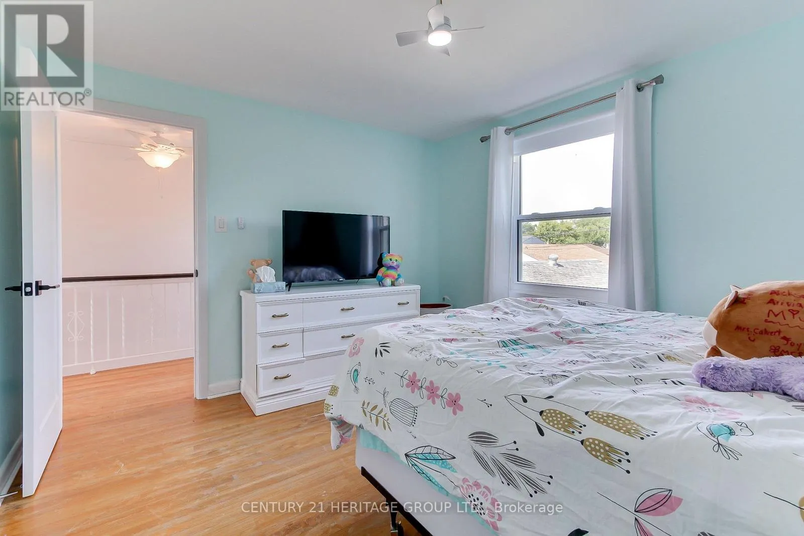 396 EAST 16TH STREET