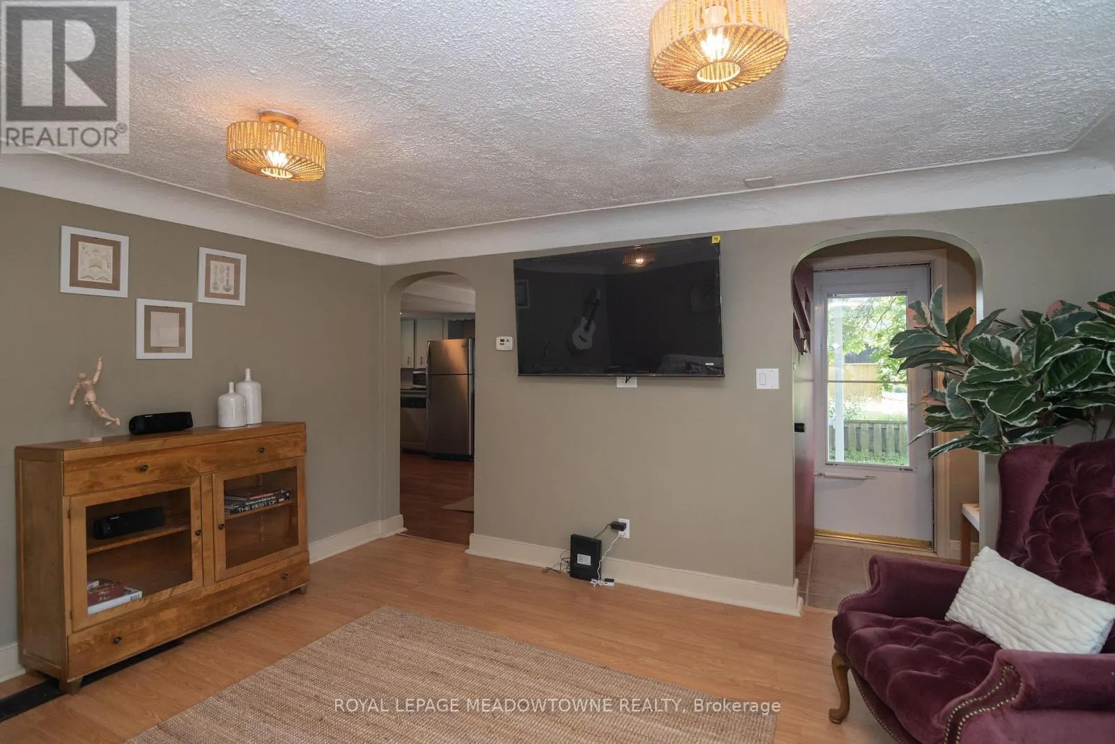 5853 MCLEOD ROAD