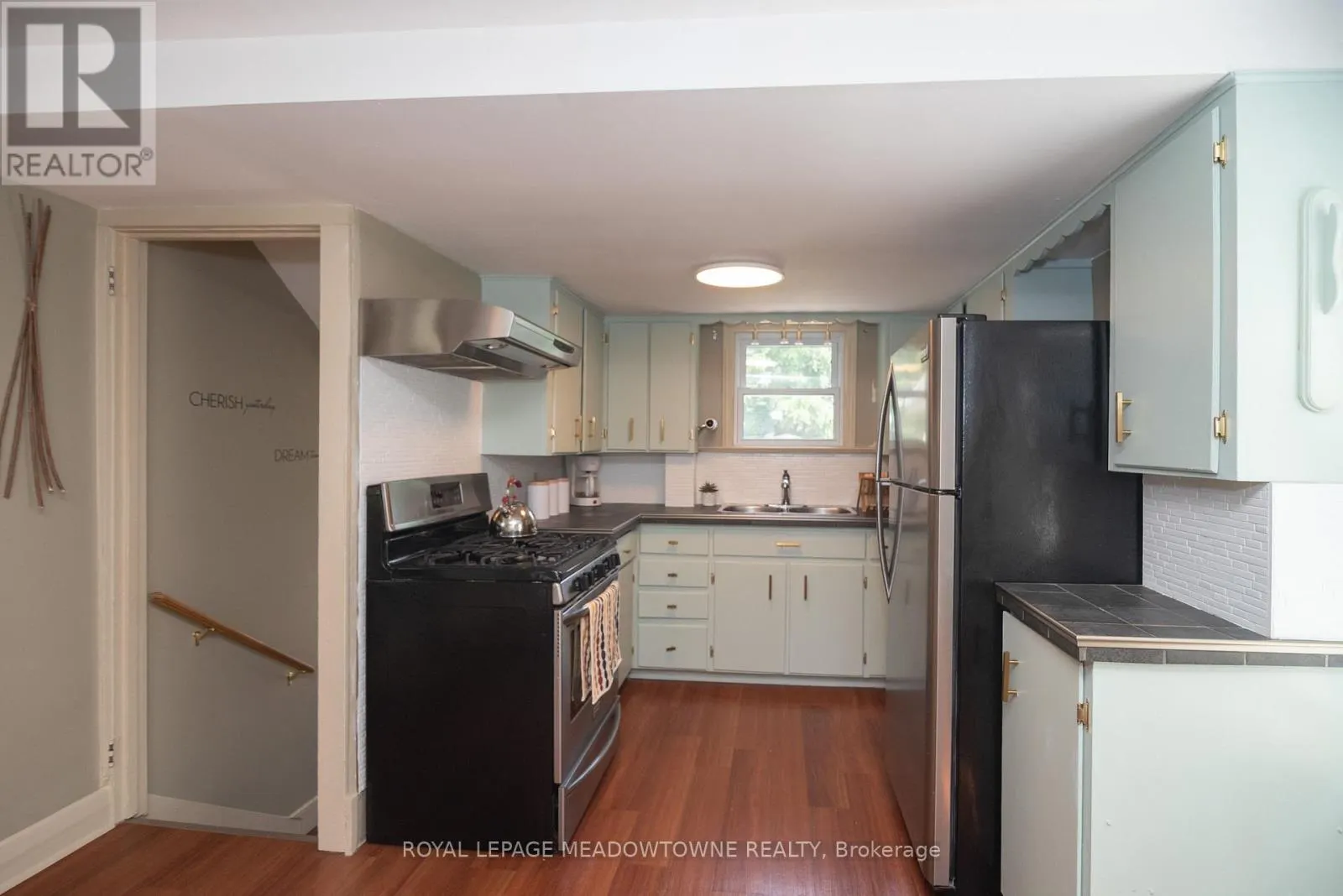 5853 MCLEOD ROAD