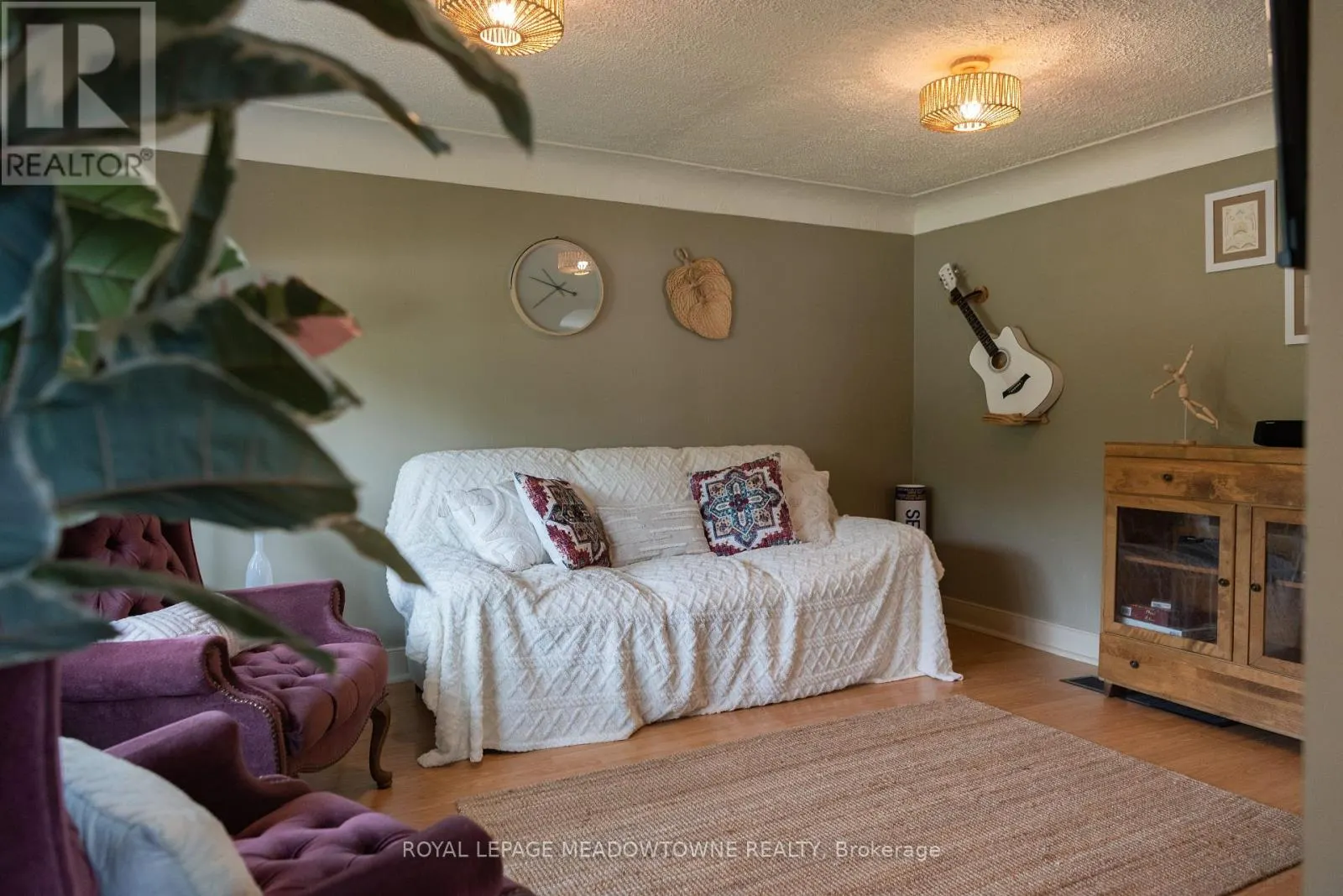 5853 MCLEOD ROAD