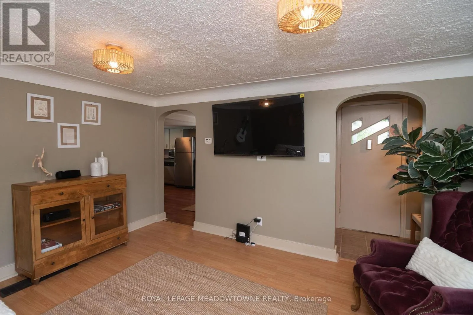 5853 MCLEOD ROAD