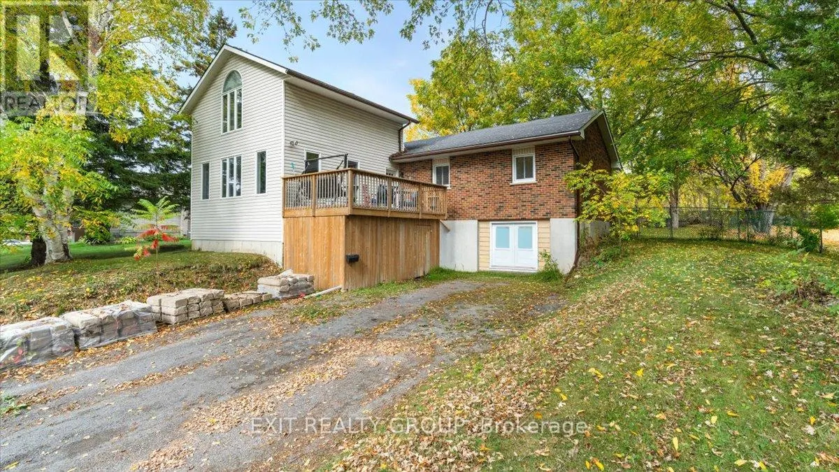 44 HILLCREST DRIVE