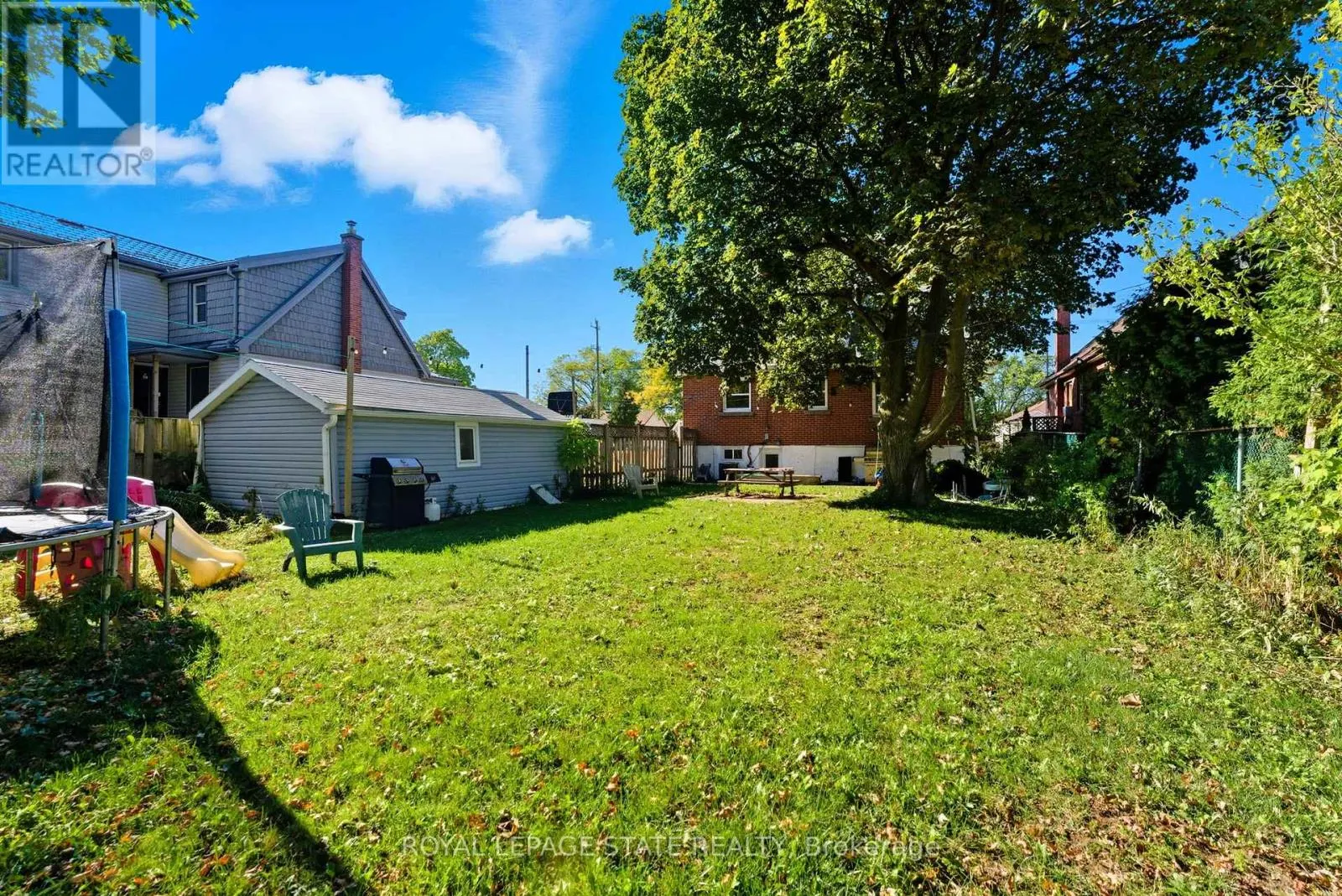 1 - 425 UPPER GAGE AVENUE