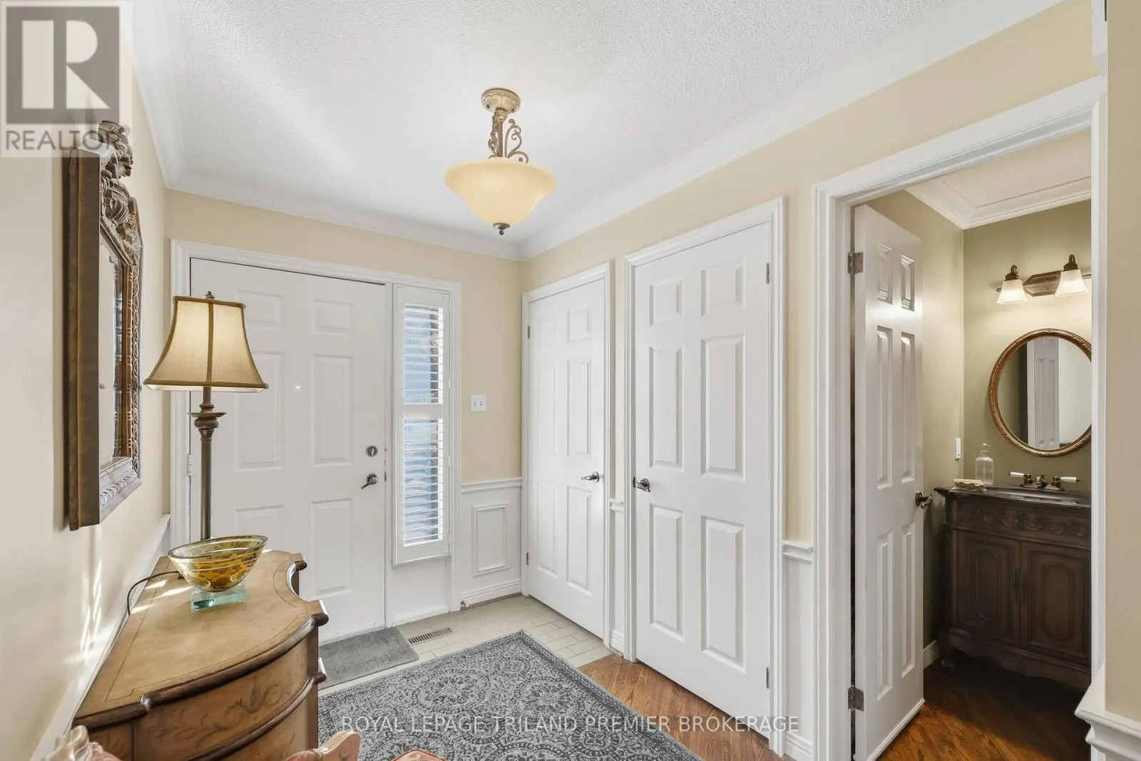 56 - 50 FIDDLERS GREEN ROAD, #56