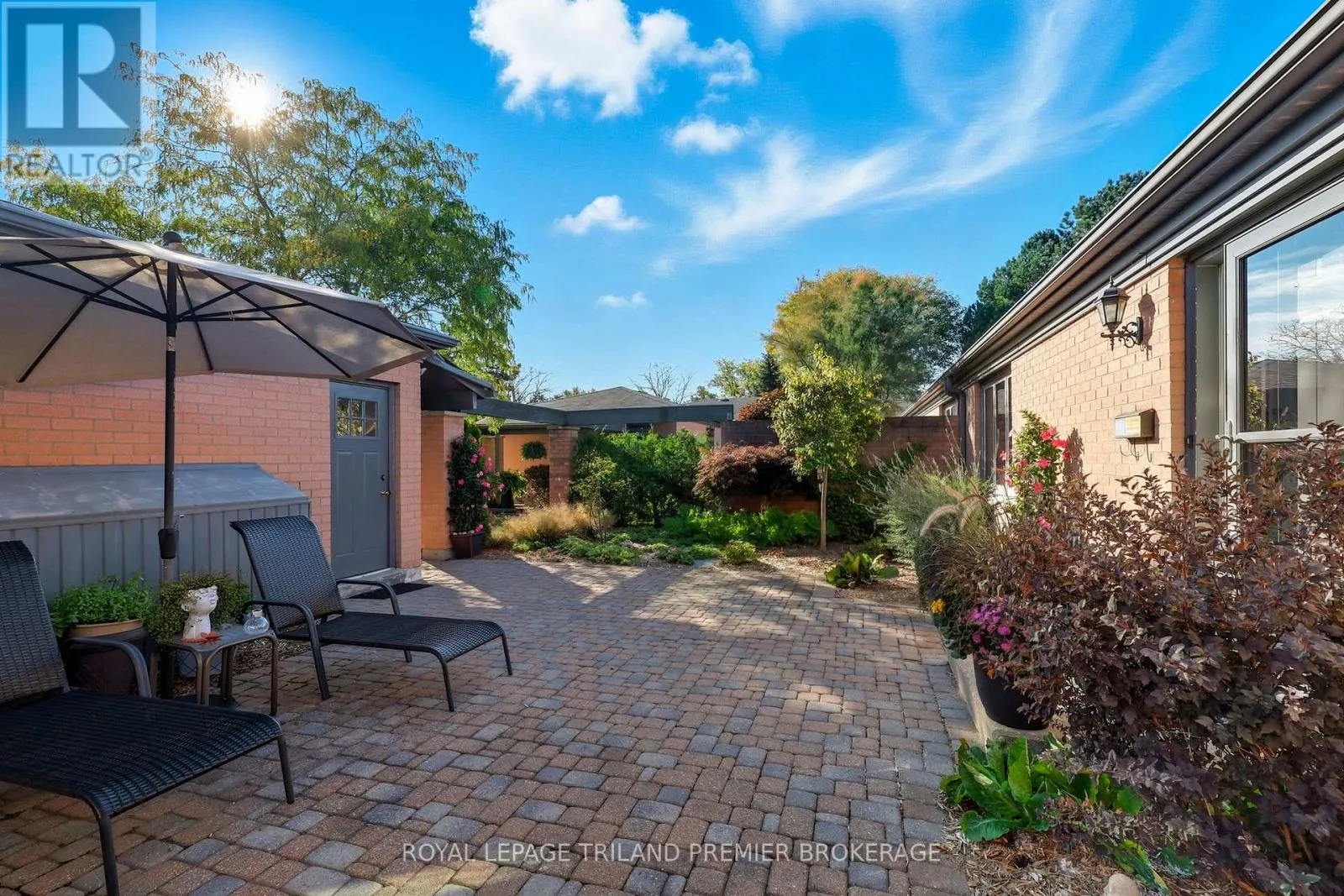 56 - 50 FIDDLERS GREEN ROAD, #56