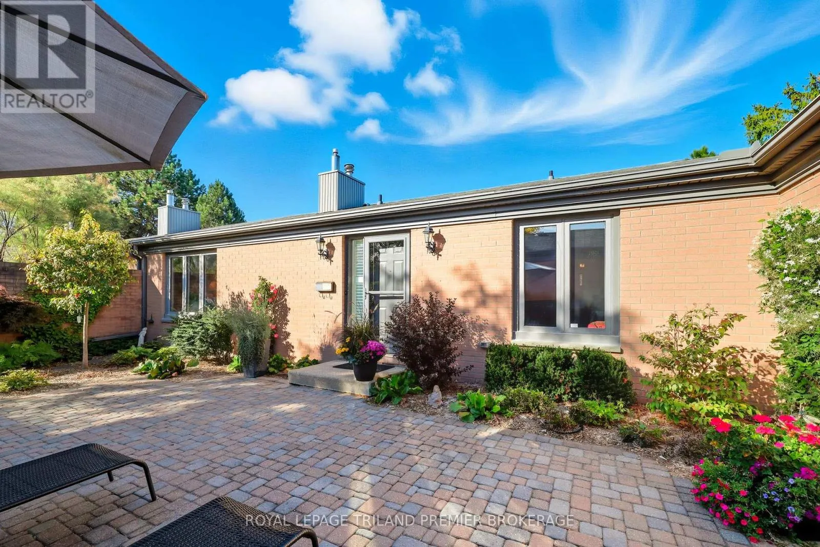 56 - 50 FIDDLERS GREEN ROAD, #56