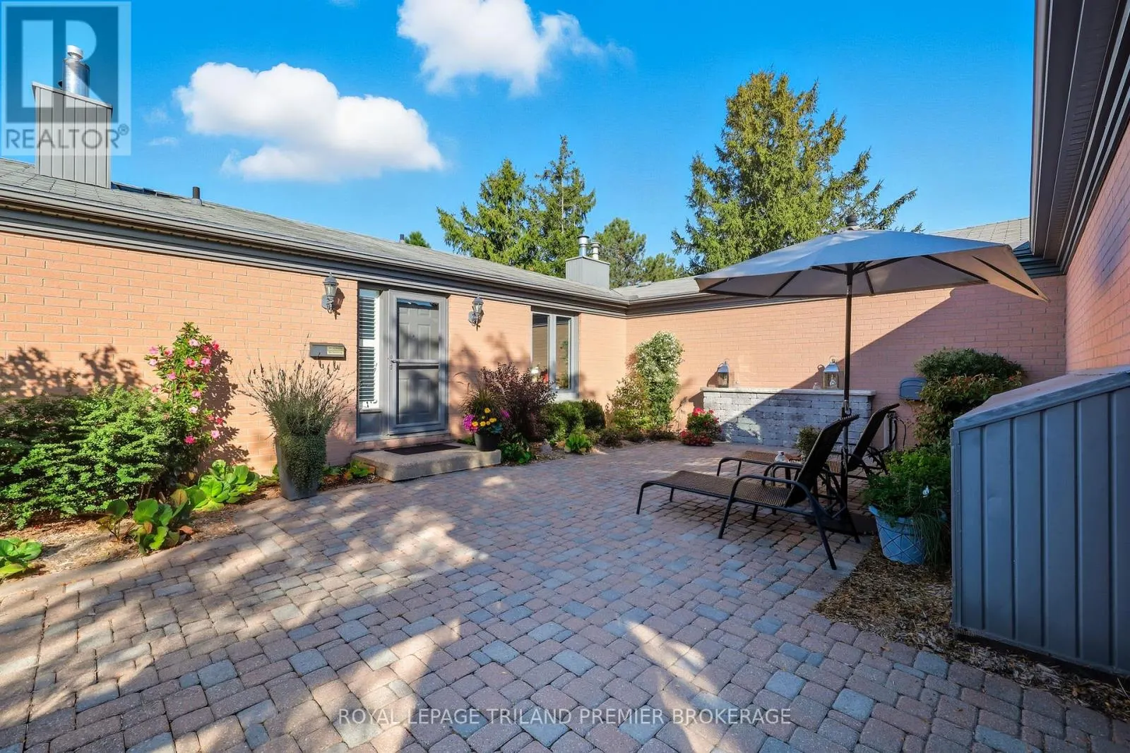 56 - 50 FIDDLERS GREEN ROAD, #56