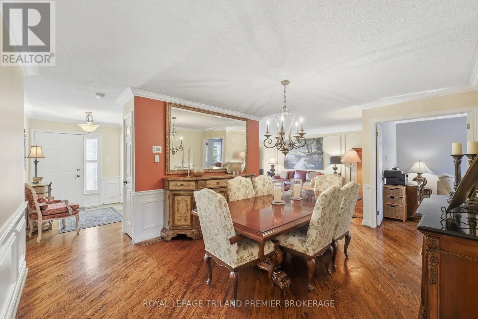 56 - 50 FIDDLERS GREEN ROAD, #56