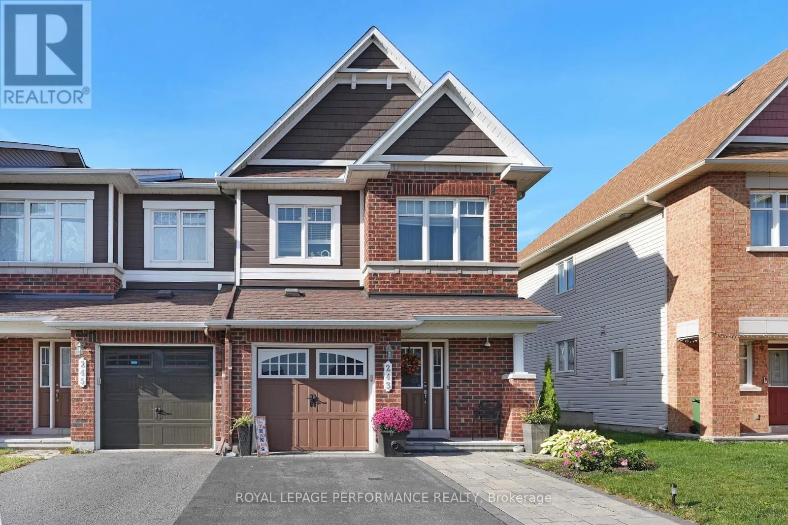 243 SILVERMOON CRESCENT