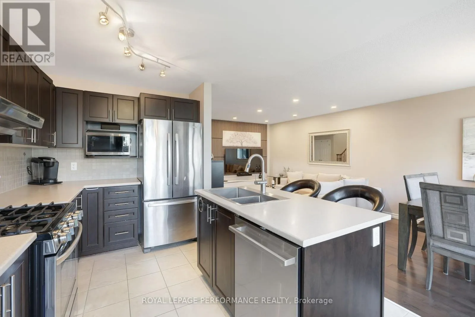 243 SILVERMOON CRESCENT