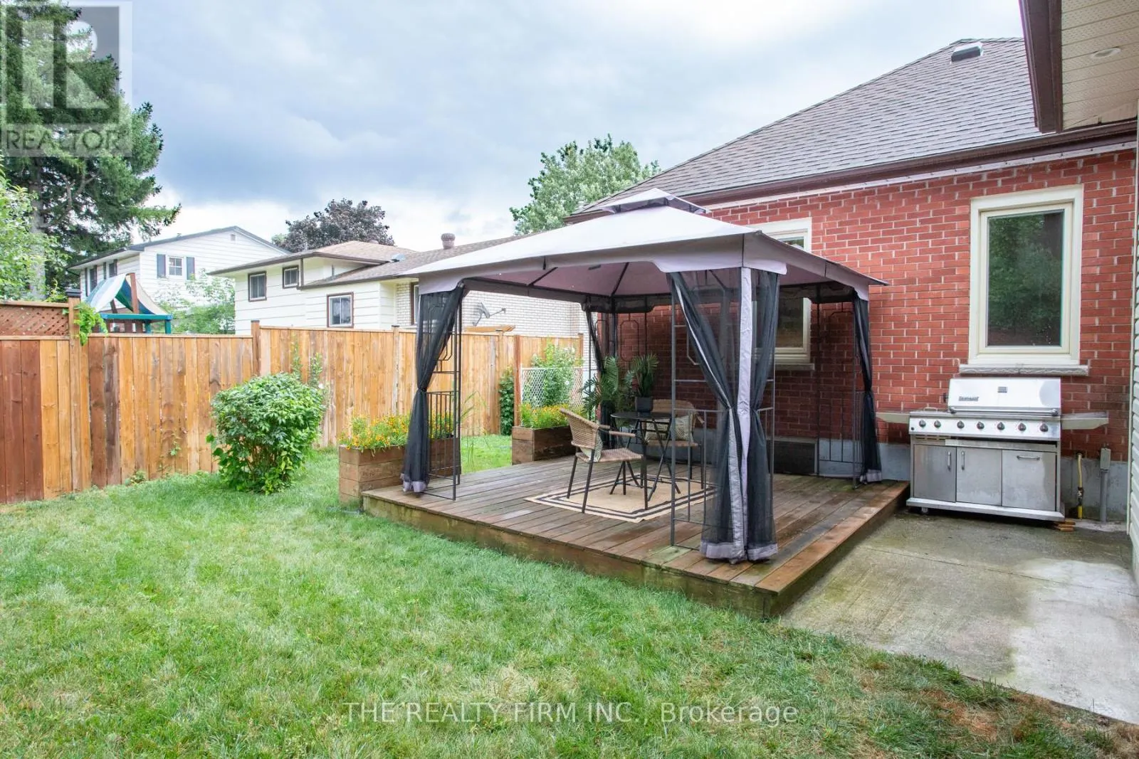 667 DEVONSHIRE AVENUE