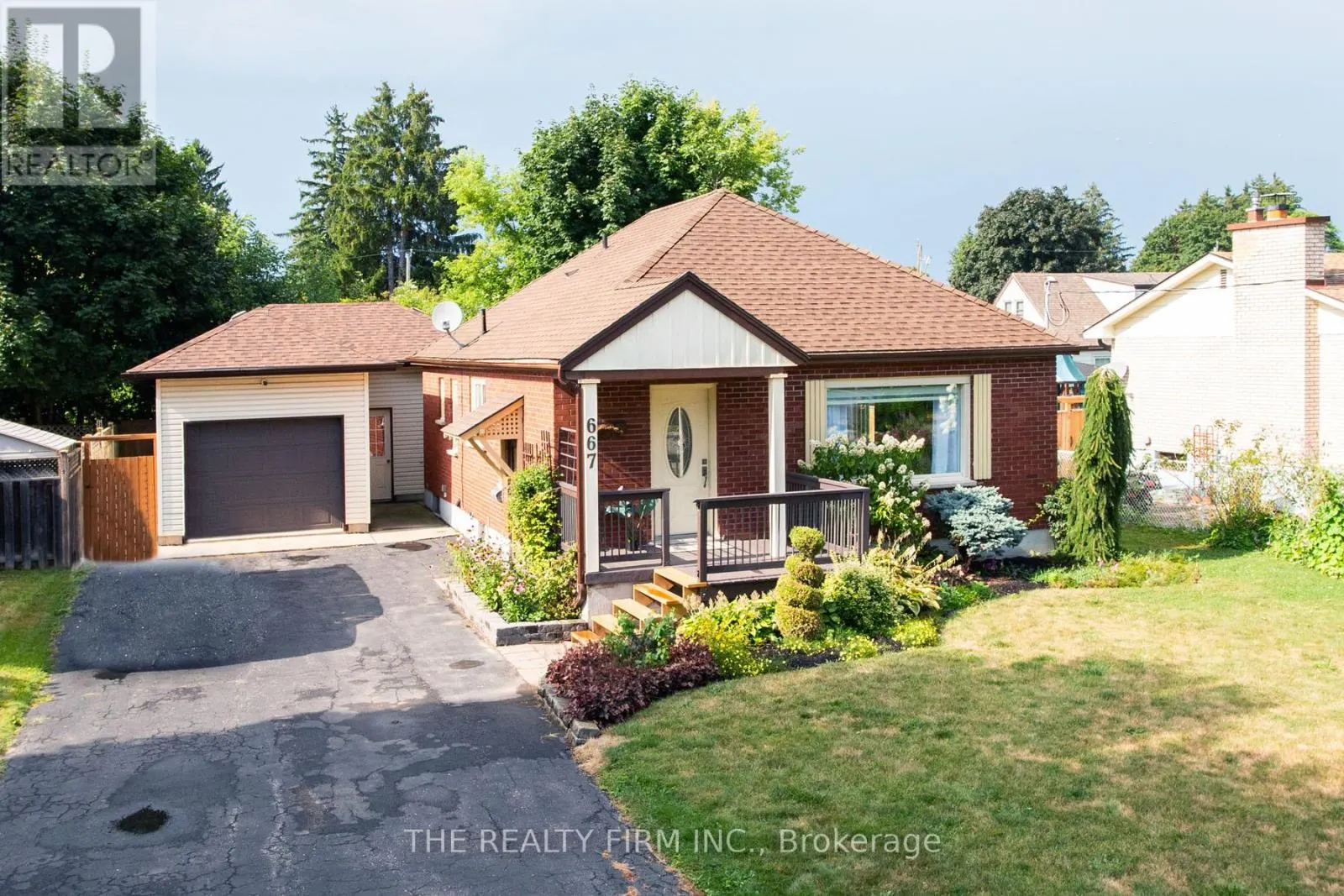 667 DEVONSHIRE AVENUE