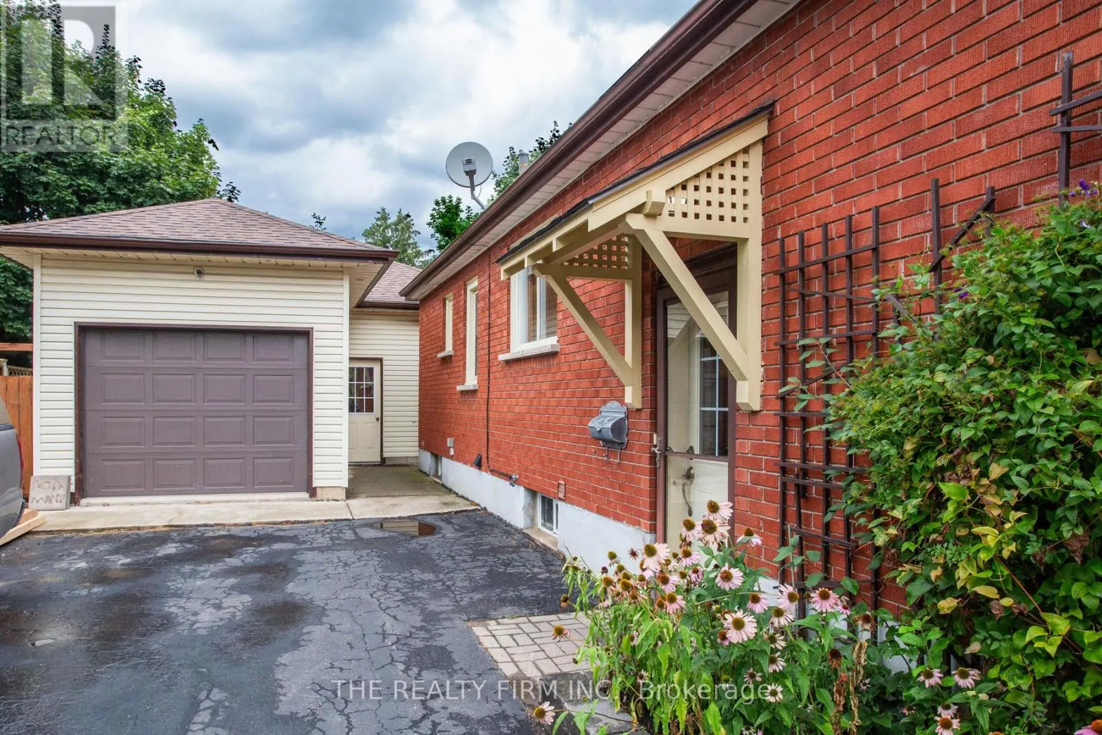 667 DEVONSHIRE AVENUE