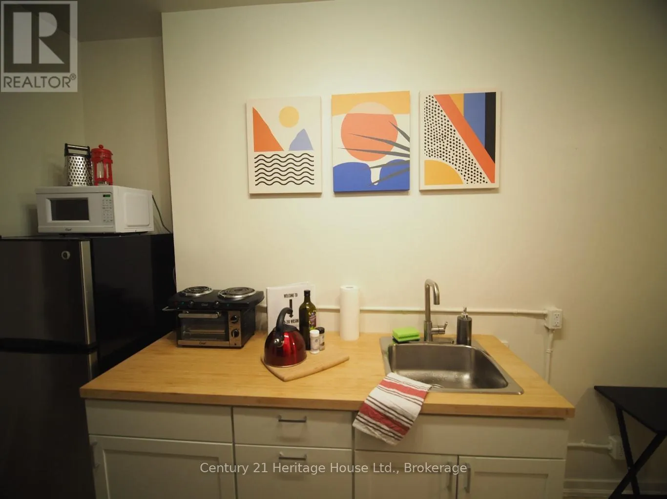 D - 210 WILSON STREET, #D