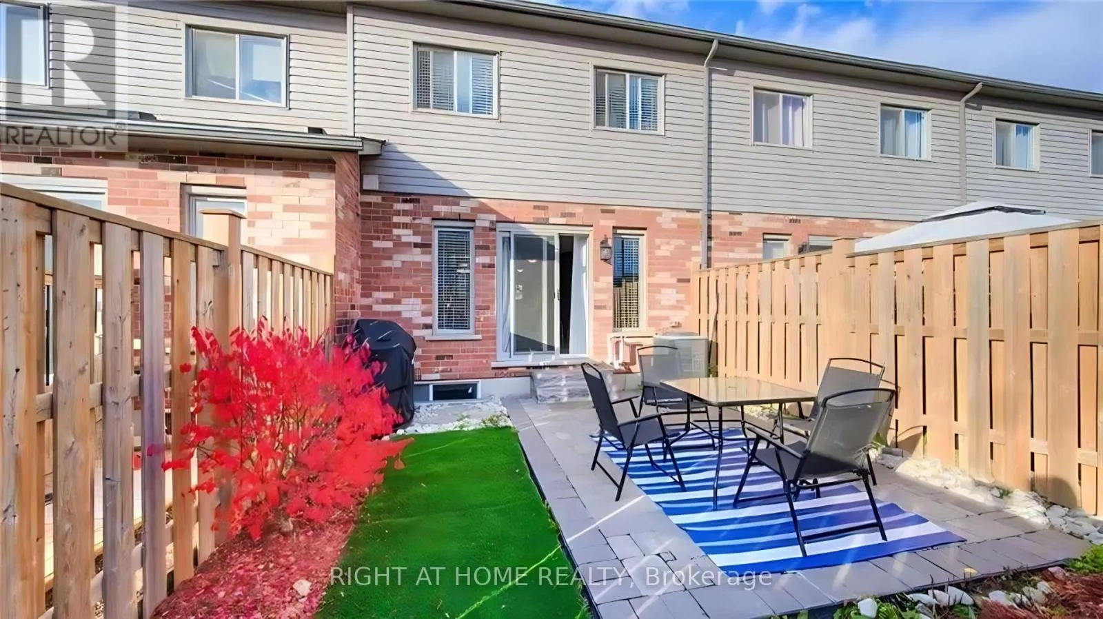 4 MEADOWRIDGE STREET