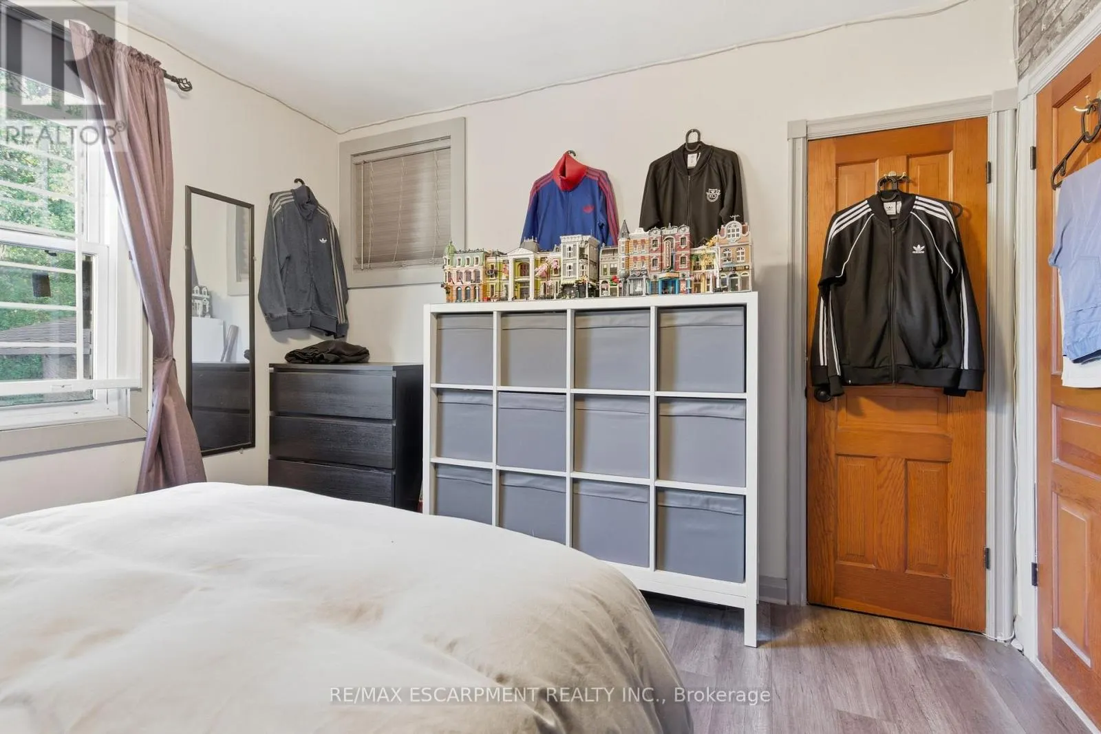 267 THAYER AVENUE