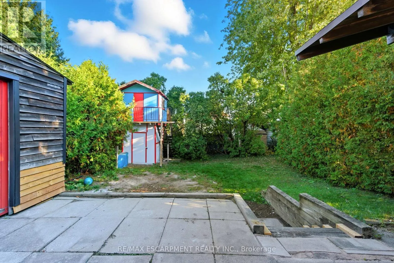 267 THAYER AVENUE